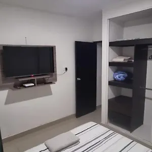  Habitación en casa particular Nogales Colombia